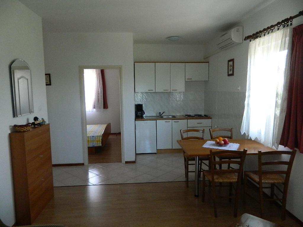 Apartments Skender Чижичи Экстерьер фото